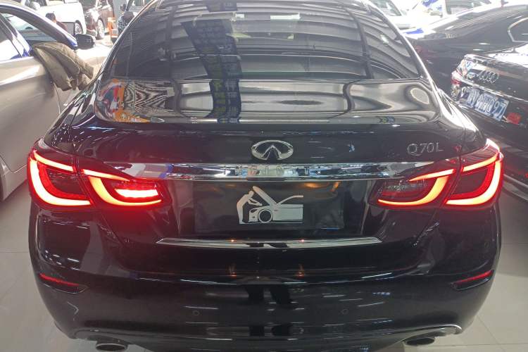 Used Infiniti Q70 2019 Q70L 2.0T Elite Plus Version Exterior 4
