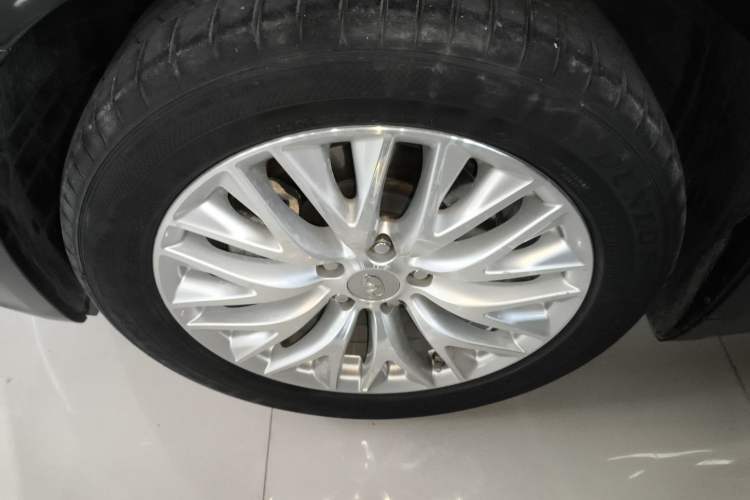 Used Infiniti Q70 2019 Q70L 2.0T Elite Plus Version Exterior 7