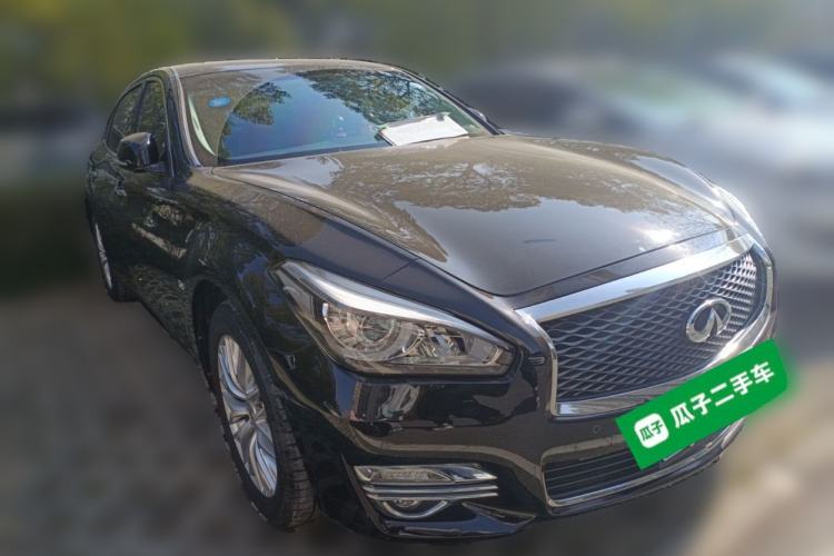 Used Infiniti Q70 2019 Q70L 2.0T Elite Plus Version Front Right 45 Deg