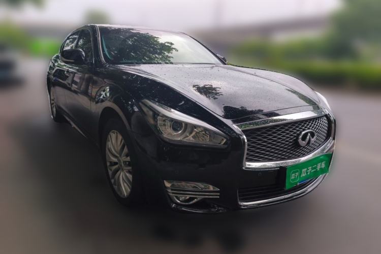 Used Infiniti Q70 2019 Q70L 2.0T Elite Plus Version Front Right 45 Deg