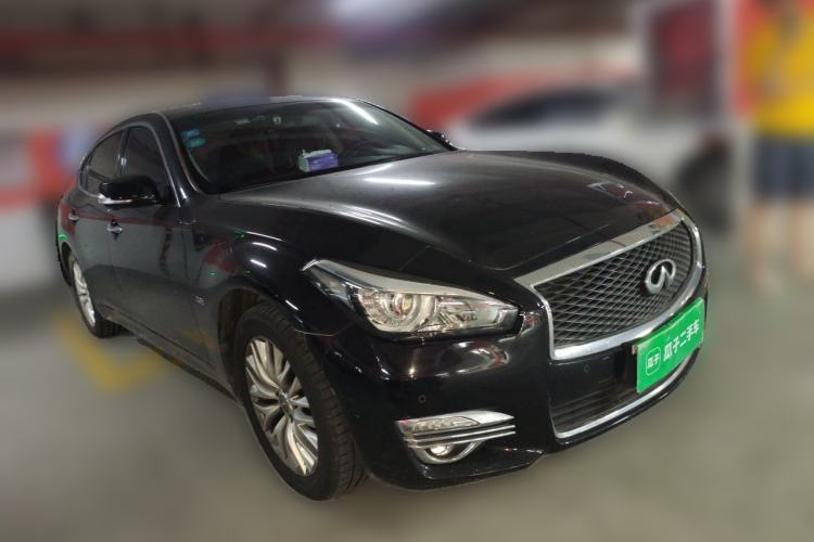 Used Infiniti Q70 2019 Q70L 2.0T Elite Plus Version Front Right 45 Deg