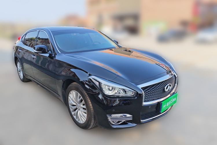 Used Infiniti Q70 2019 Q70L 2.0T Elite Plus Version Front Right 45 Deg