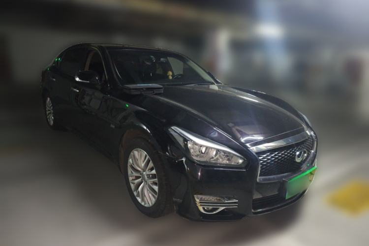 Used Infiniti Q70 2019 Q70L 2.0T Enjoyment Edition Front Right 45 Deg