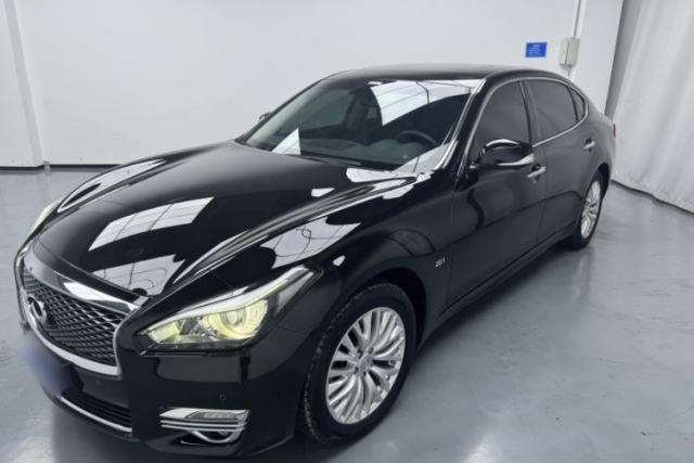 Ojetý Infiniti Q70 2019 Q70L 2.0T Elite Plus Version
