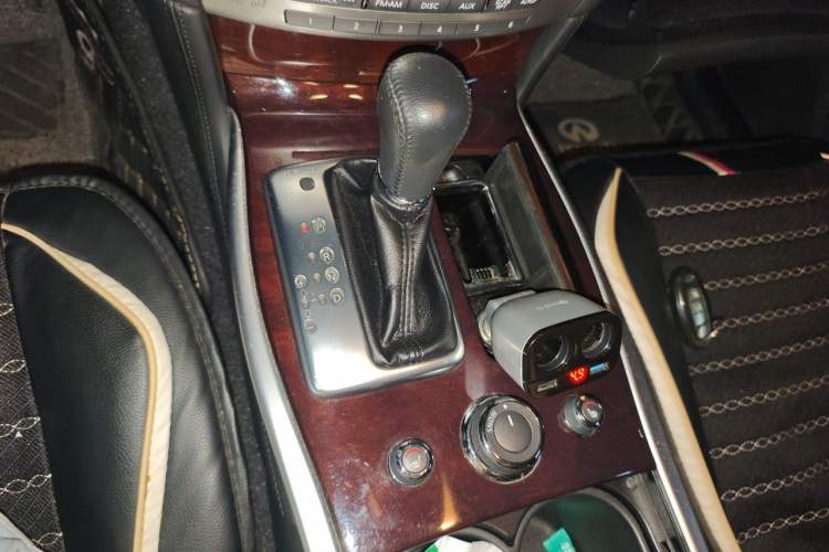 Used Infiniti Q70 2019 Q70L 2.0T Elite Plus Version Gear Lever