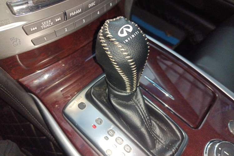 Used Infiniti Q70 2019 Q70L 2.0T Elite Plus Version Gear Lever