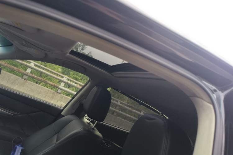Used Infiniti Q70 2019 Q70L 2.0T Elite Plus Version Headliner