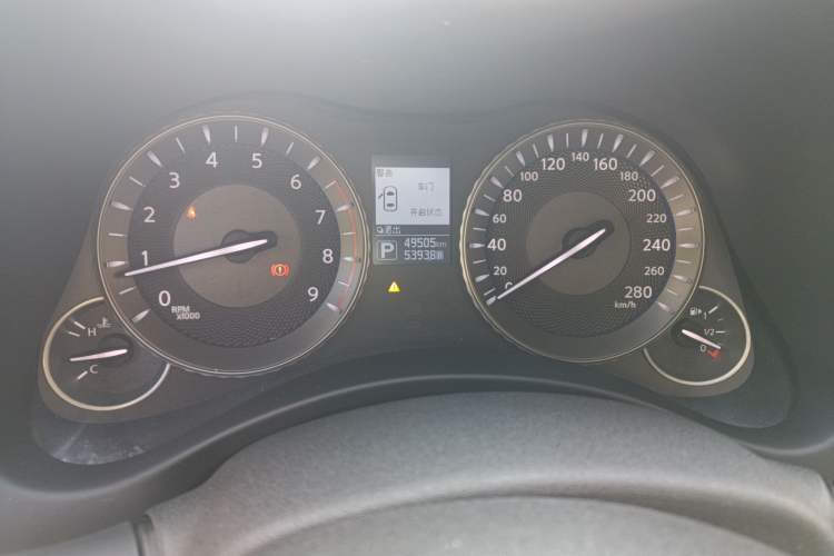 Used Infiniti Q70 2019 Q70L 2.0T Elite Plus Version Instrument Cluster