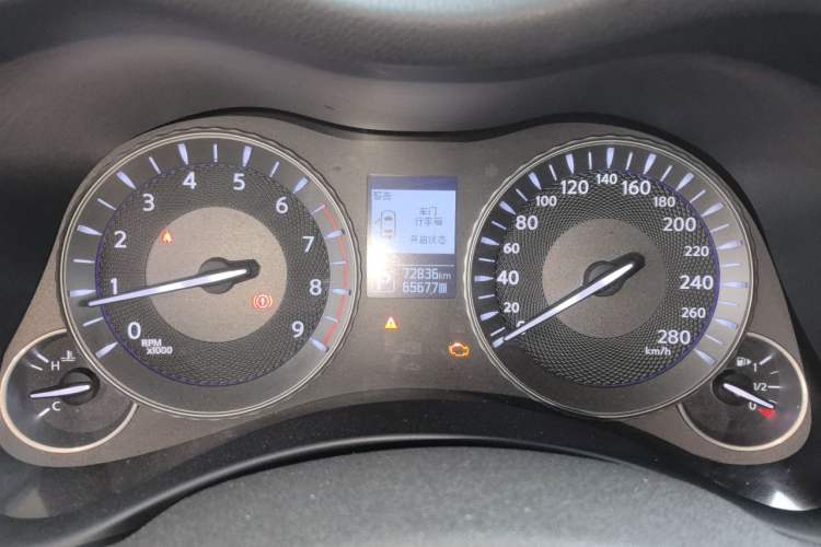Used Infiniti Q70 2019 Q70L 2.0T Elite Plus Version Instrument Cluster