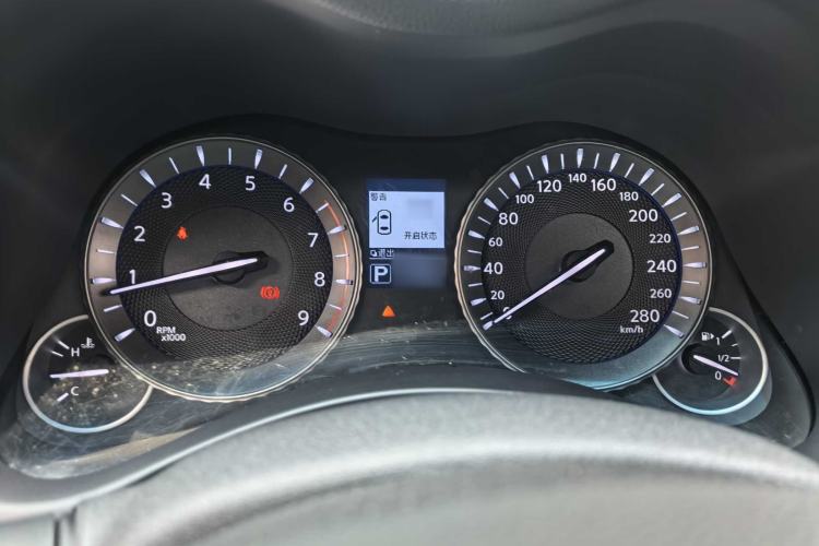 Used Infiniti Q70 2019 Q70L 2.0T Elite Plus Version Instrument Cluster