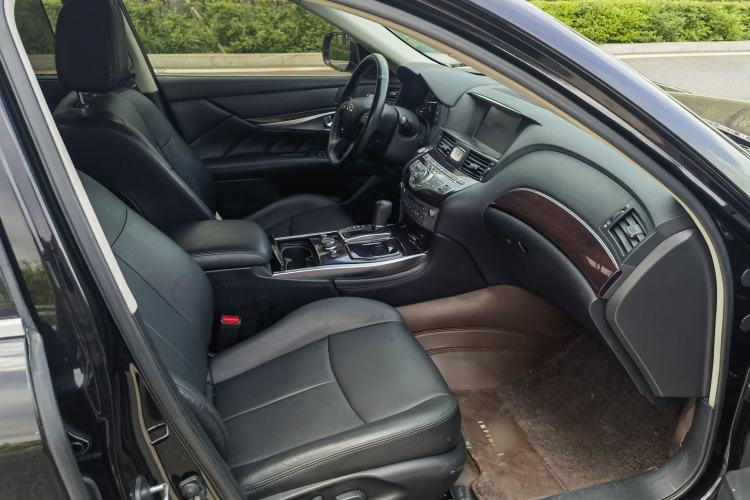 Used Infiniti Q70 2019 Q70L 2.0T Elite Plus Version Interior 2