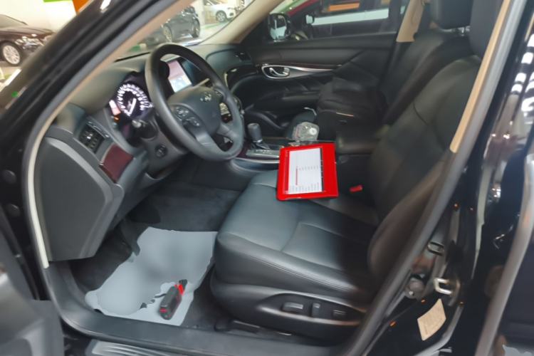 Used Infiniti Q70 2019 Q70L 2.0T Elite Plus Version Left Front Seat