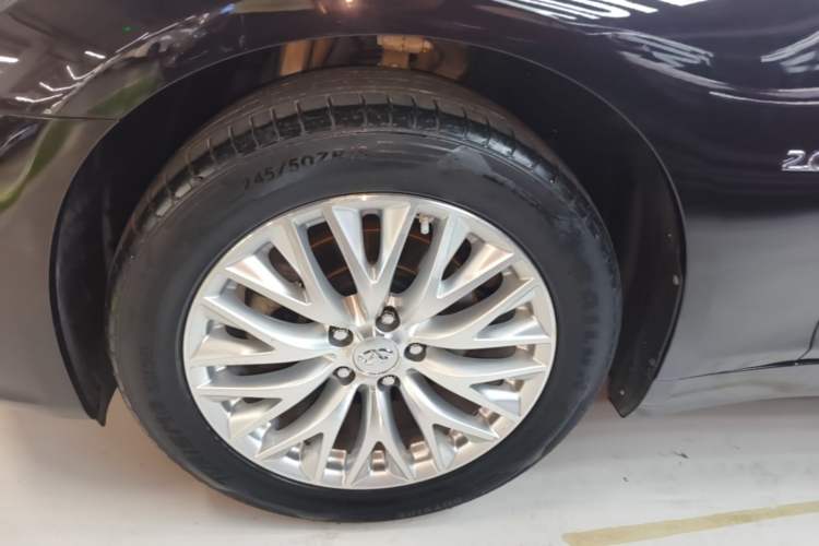 Used Infiniti Q70 2019 Q70L 2.0T Elite Plus Version Left Front Wheel Hub