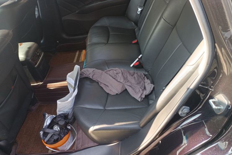 Used Infiniti Q70 2019 Q70L 2.0T Elite Plus Version Left Rear Seat