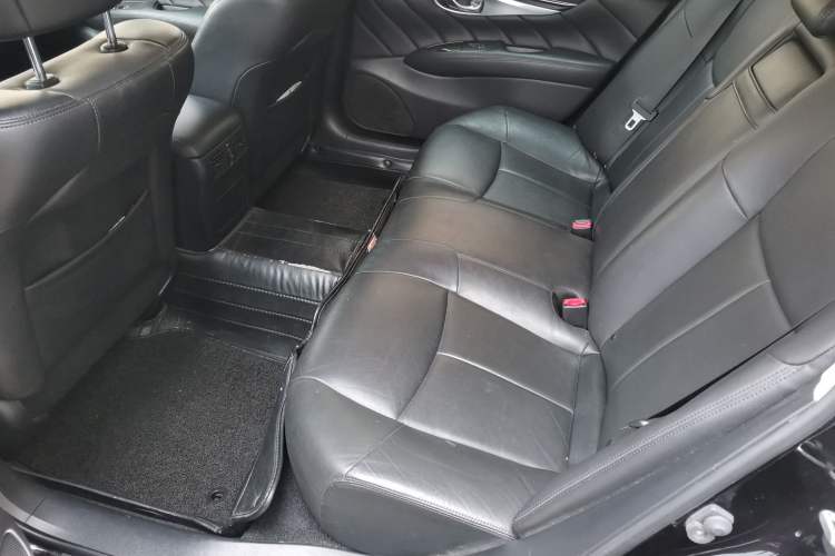Used Infiniti Q70 2019 Q70L 2.0T Elite Edition Left Rear Seat