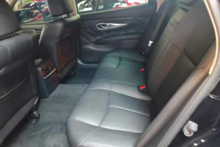 Used Infiniti Q70 2019 Q70L 2.0T Elite Plus Version Left Rear Seat