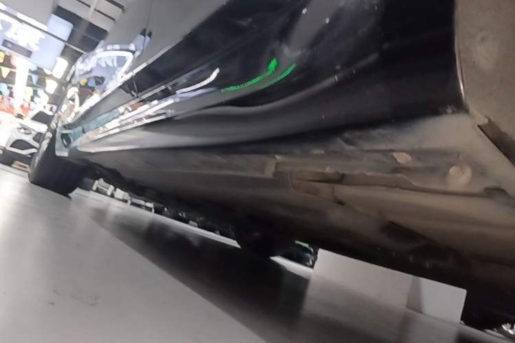 Used Infiniti Q70 2019 Q70L 2.0T Elite Plus Version Left Side Sill