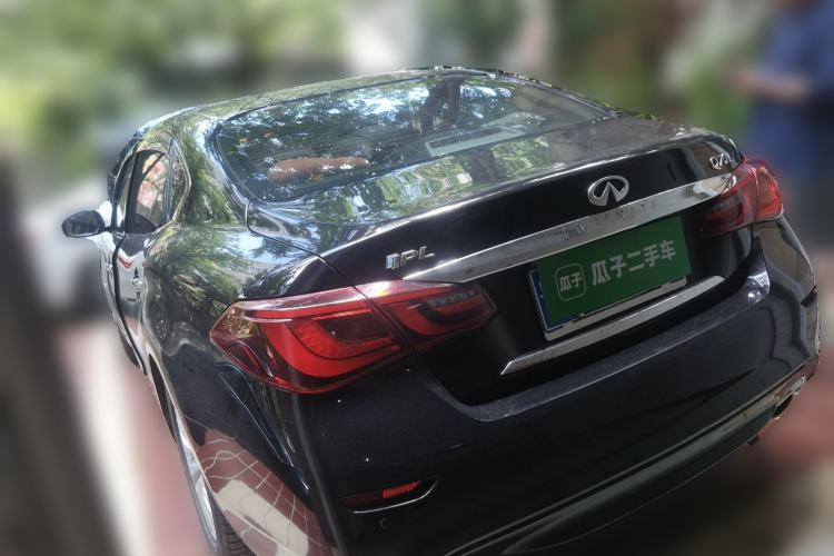 Used Infiniti Q70 2019 Q70L 2.0T Luxury Edition Rear Left 45 Deg