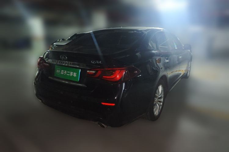 Used Infiniti Q70 2019 Q70L 2.0T Enjoyment Edition Rear Right 45 Deg