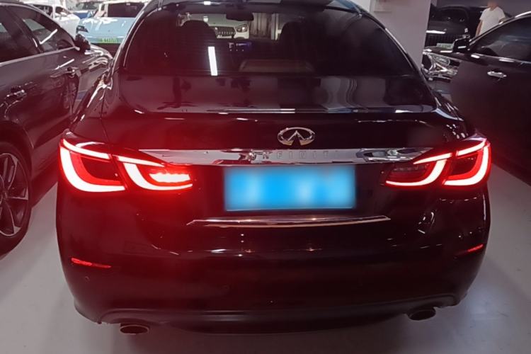 Used Infiniti Q70 2019 Q70L 2.0T Elite Plus Version Rear