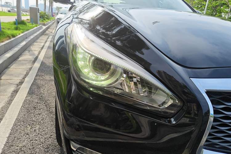 Used Infiniti Q70 2019 Q70L 2.0T Enjoyment Edition Right Front Headlight