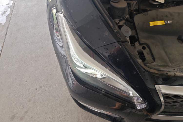 Used Infiniti Q70 2019 Q70L 2.0T Elite Plus Version Right Front Headlight