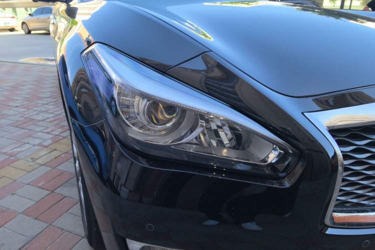 Used Infiniti Q70 2019 Q70L 2.0T Elite Plus Version Right Front Headlight