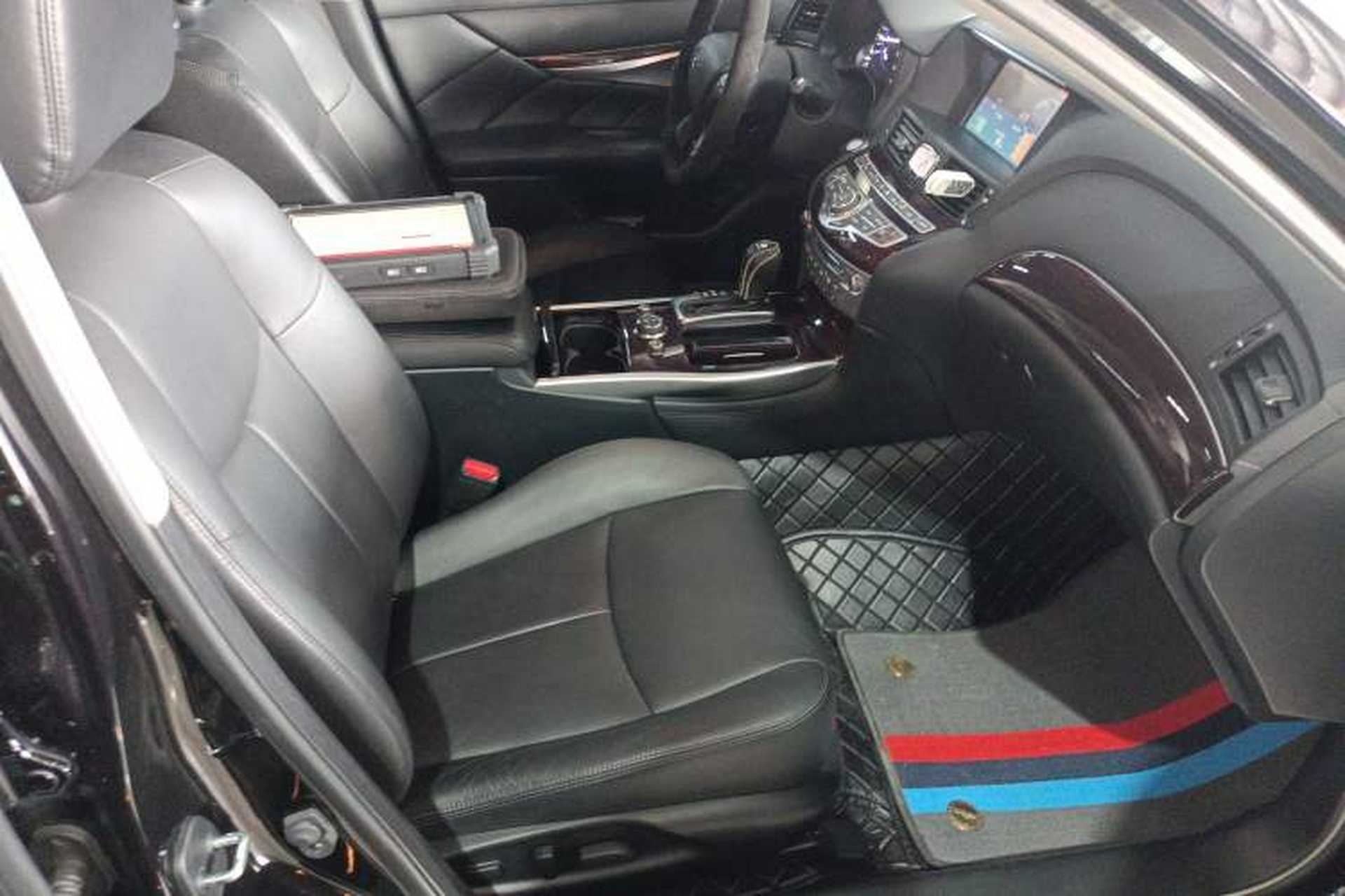 Used Infiniti Q70 2019 Q70L 2.0T Elite Plus Version Right Front Seat