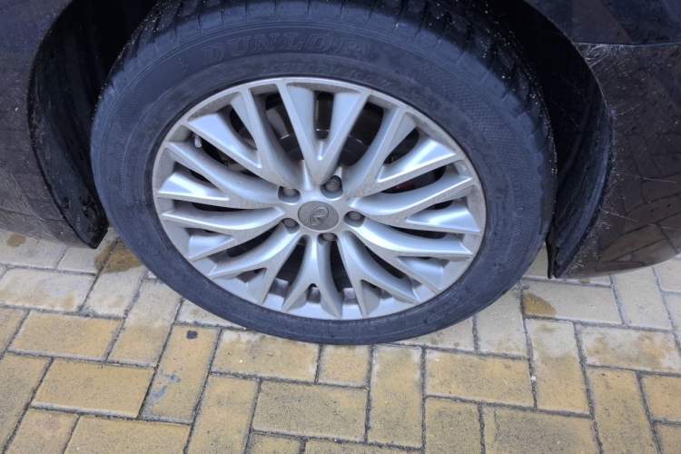 Used Infiniti Q70 2019 Q70L 2.0T Elite Plus Version Right Front Wheel Hub