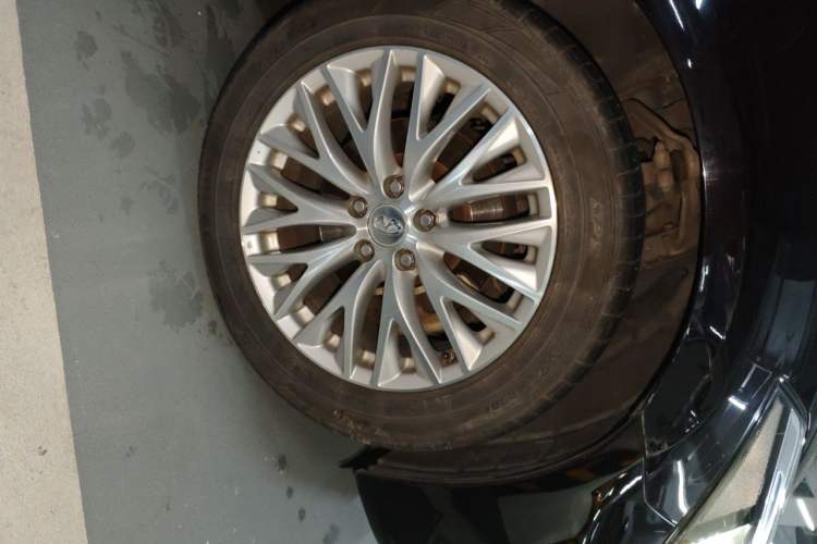 Used Infiniti Q70 2019 Q70L 2.0T Enjoyment Edition Right Front Wheel Hub