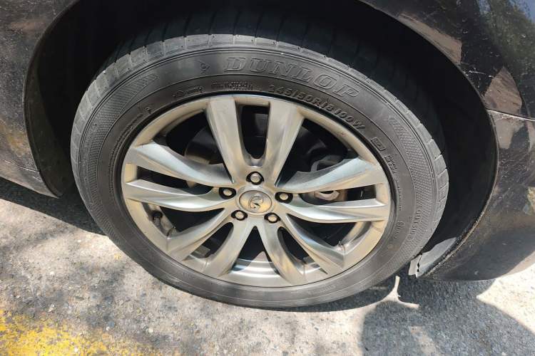 Used Infiniti Q70 2019 Q70L 2.0T Elite Edition Right Front Wheel Hub