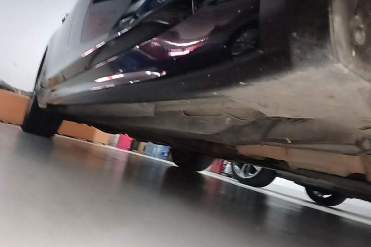 Used Infiniti Q70 2019 Q70L 2.0T Elite Plus Version Right Side Sill