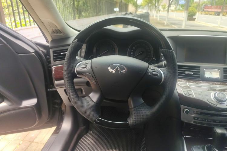 Used Infiniti Q70 2019 Q70L 2.0T Elite Plus Version Steering Wheel