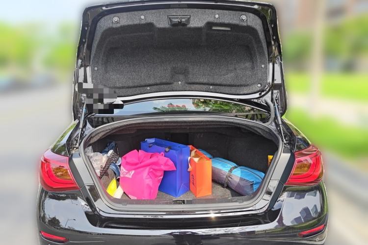 Used Infiniti Q70 2019 Q70L 2.0T Enjoyment Edition Trunk