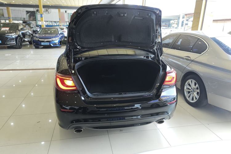 Used Infiniti Q70 2019 Q70L 2.0T Elite Edition Trunk