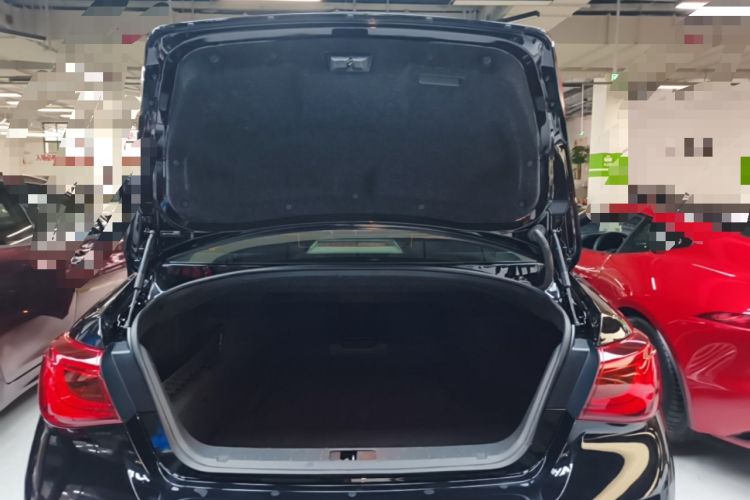 Used Infiniti Q70 2019 Q70L 2.0T Elite Plus Version Trunk