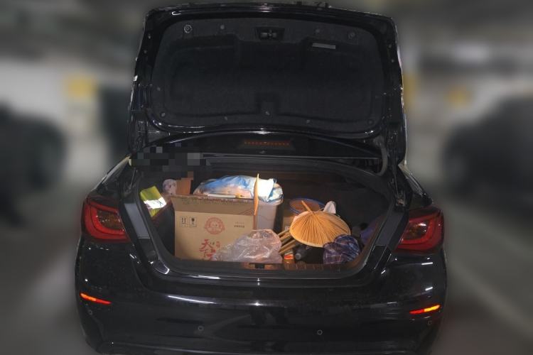 Used Infiniti Q70 2019 Q70L 2.0T Enjoyment Edition Trunk