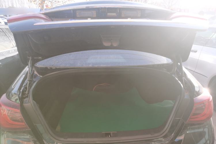 Used Infiniti Q70 2019 Q70L 2.0T Enjoyment Edition Trunk