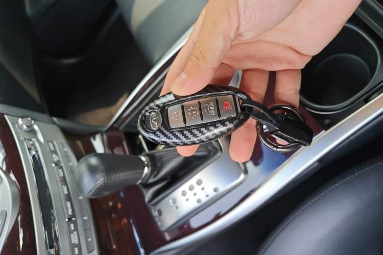 Used Infiniti Q70 2019 Q70L 2.0T Enjoyment Edition Vehicle Key
