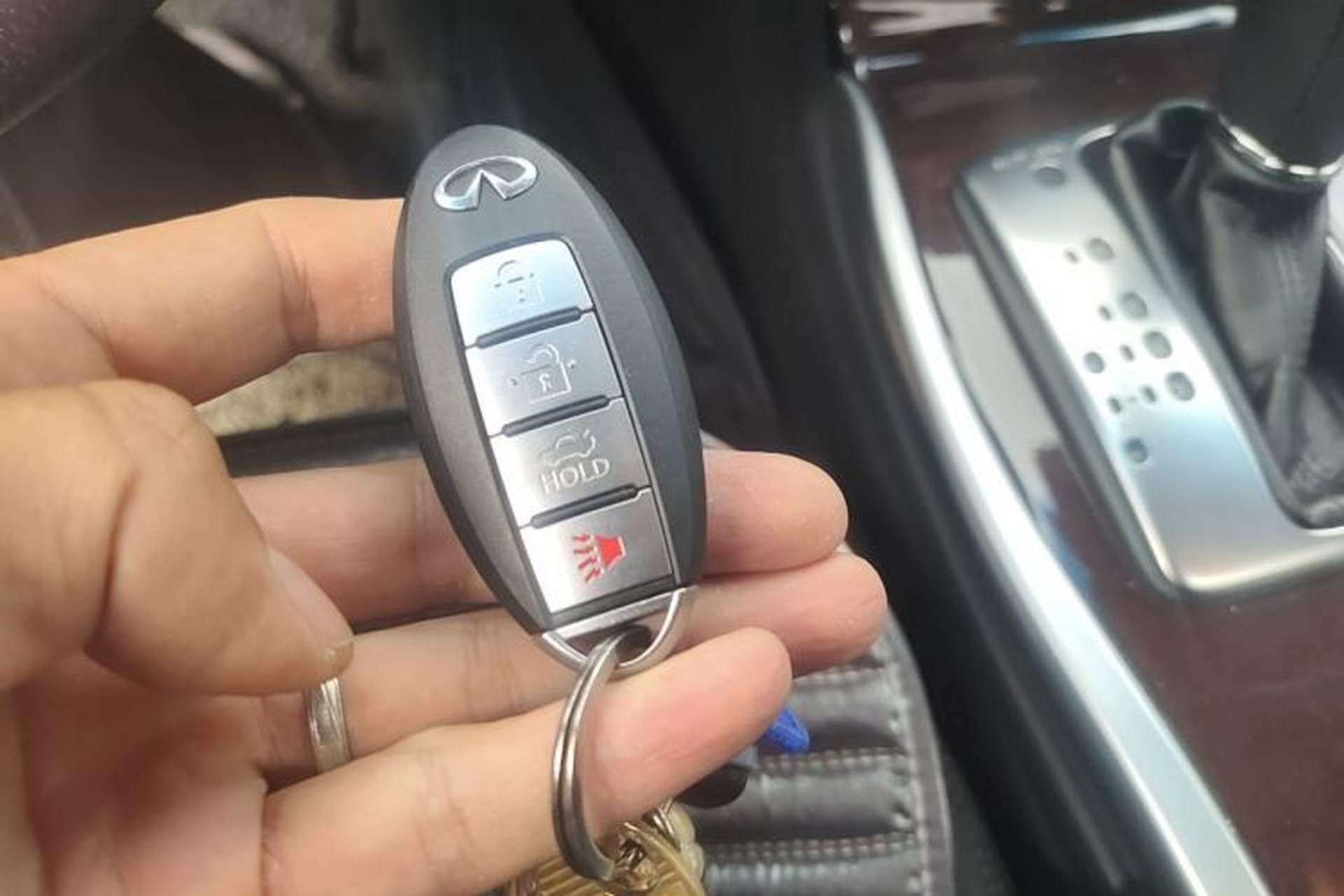 Used Infiniti Q70 2019 Q70L 2.0T Elite Plus Version Vehicle Key