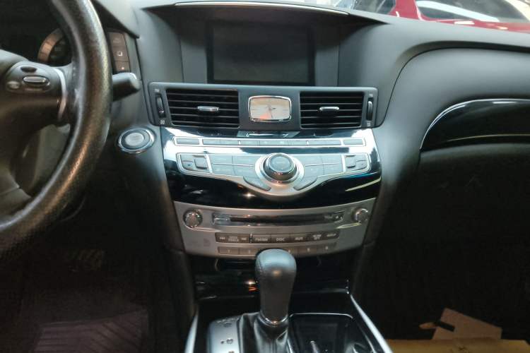 Used Infiniti Q70 2019 Q70L 2.0T Elite Edition Audio And AC Panel