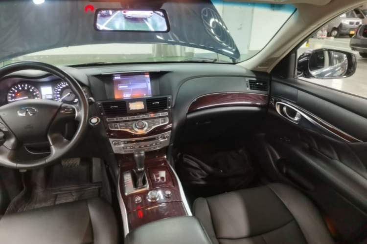 Used Infiniti Q70 2019 Q70L 2.0T Elite Plus Version Audio And AC Panel