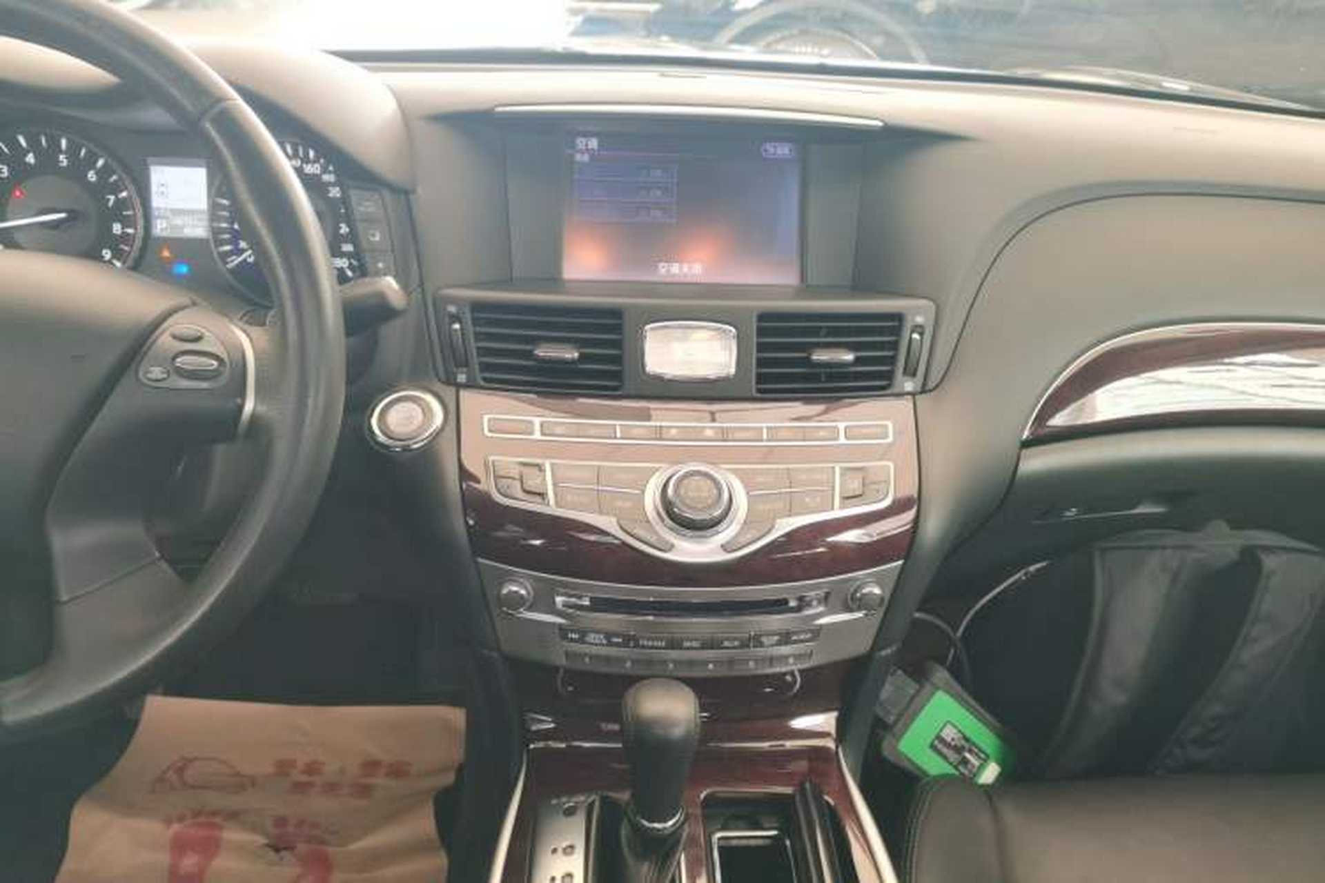 Used Infiniti Q70 2019 Q70L 2.0T Elite Plus Version Audio And AC Panel