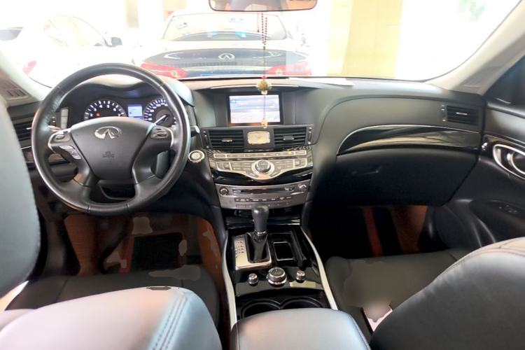Used Infiniti Q70 2019 Q70L 2.0T Elite Edition Center Console