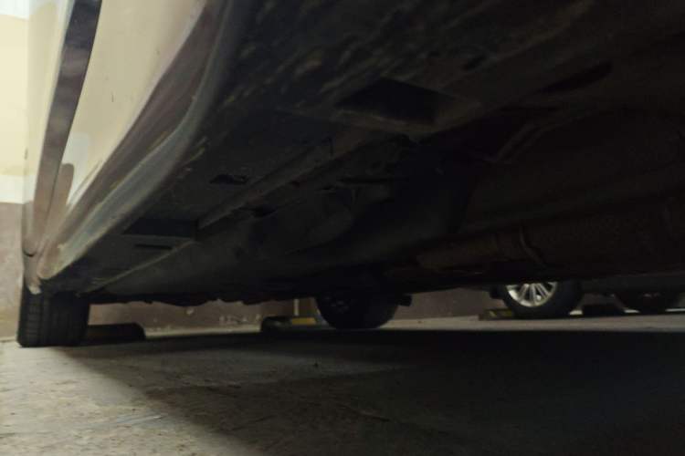 Used Infiniti Q70 2019 Q70L 2.0T Elite Plus Version Chassis Front Right