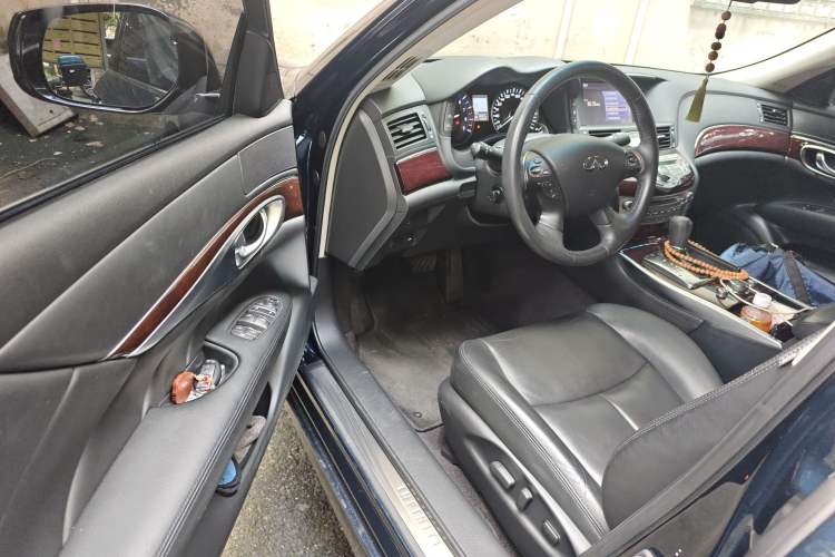Used Infiniti Q70 2019 Q70L 2.0T Elite Plus Version Driver Seat