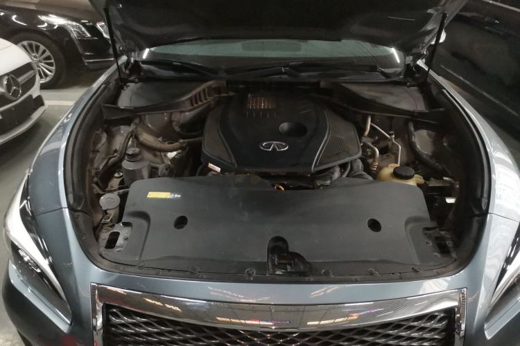 Used Infiniti Q70 2019 Q70L 2.0T Enjoyment Edition Engine Bay