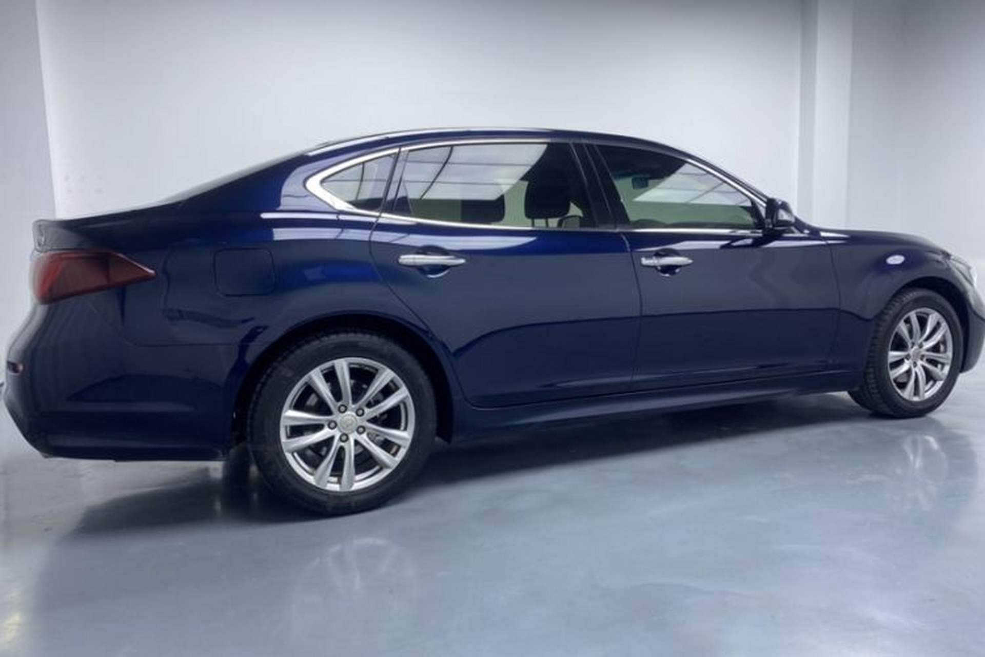 Used Infiniti Q70 2019 Q70L 2.0T Elite Edition Exterior 6