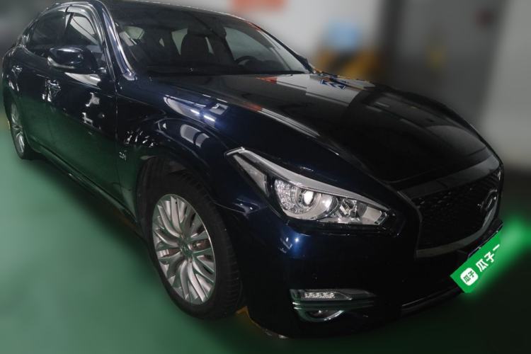 Used Infiniti Q70 2019 Q70L 2.0T Elite Plus Version Front Right 45 Deg