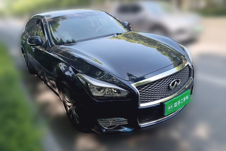 Used Infiniti Q70 2019 Q70L 2.0T Elite Edition Front Right 45 Deg